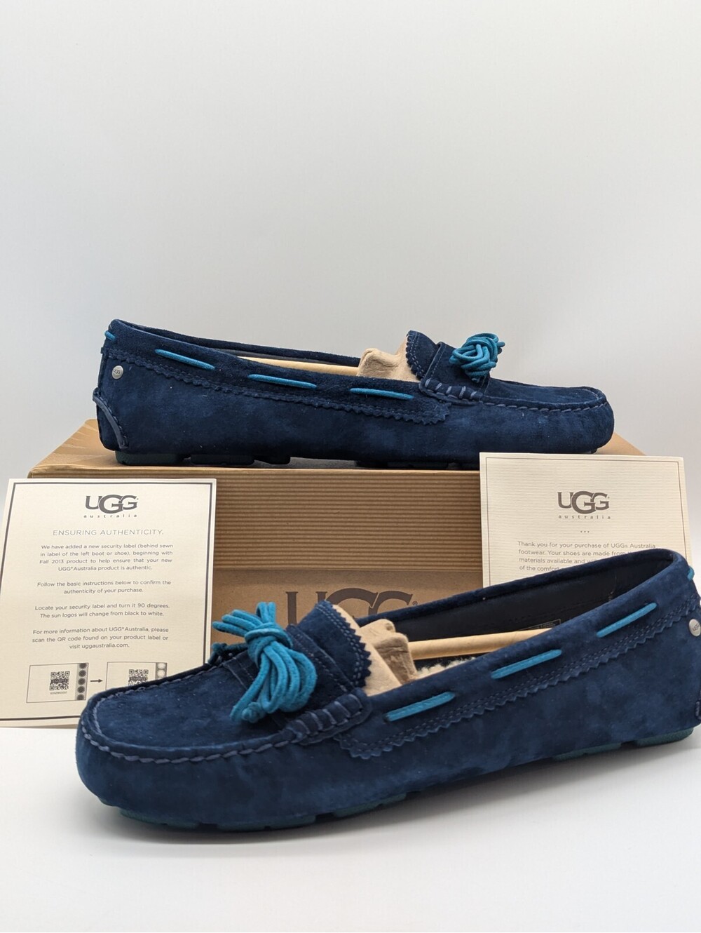 UGG Australia Meena Moccasin Slipper Shoes Navy Blue Fur Womens Size 9 1003739